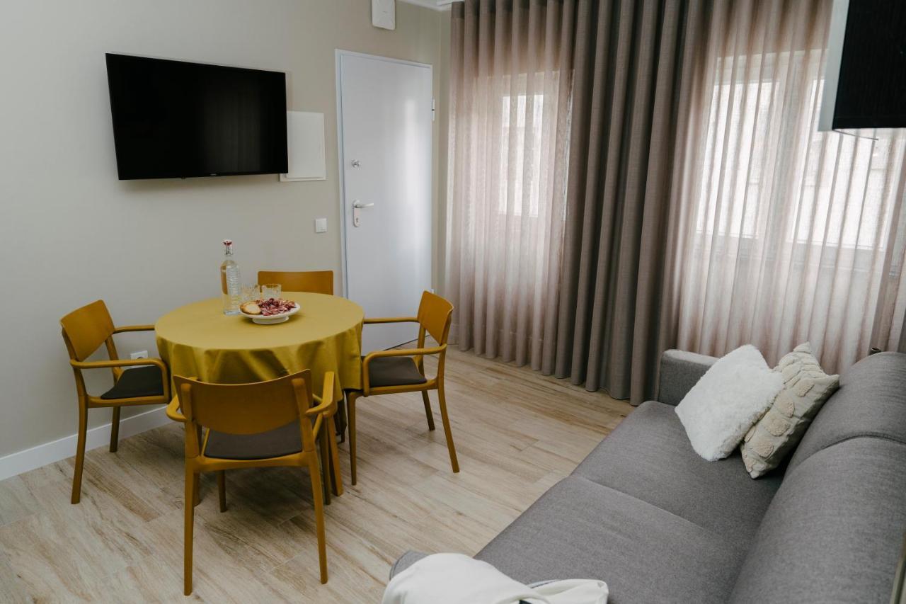 Casa Dos Limos - Apartments Foz do Arelho Luaran gambar